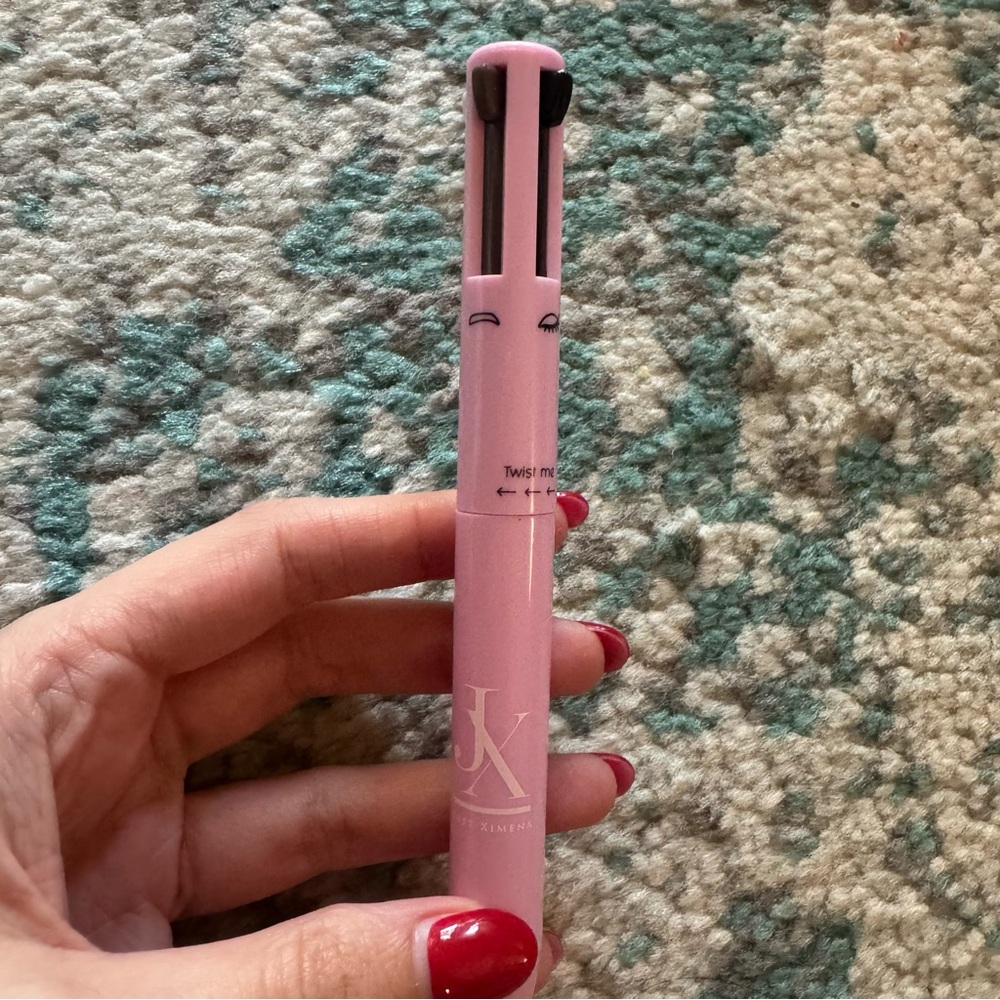 Just Ximena Makeup Bundle - Picture 4 of 6